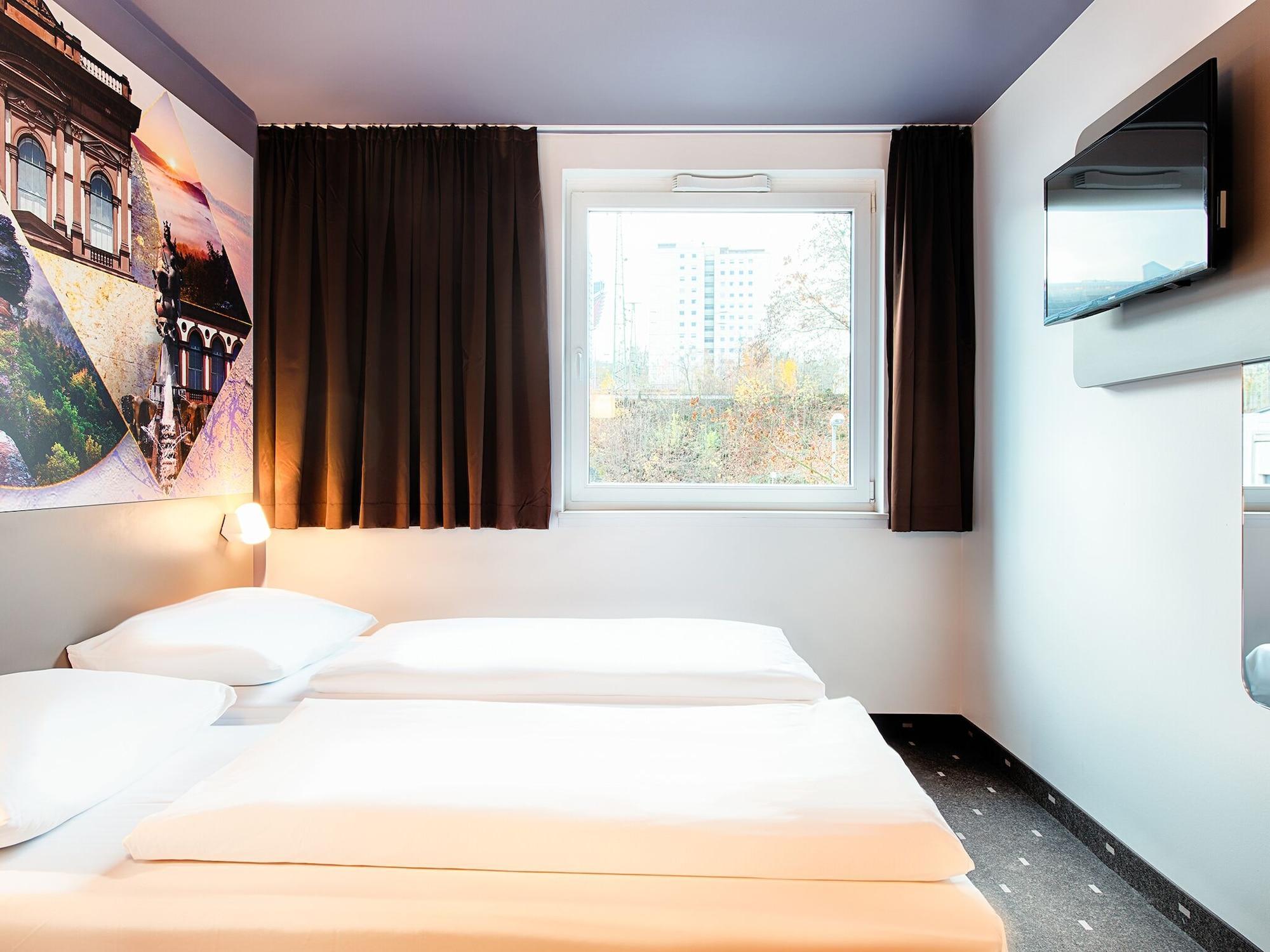 B&B Hotel Кайзерслаутерн Экстерьер фото
